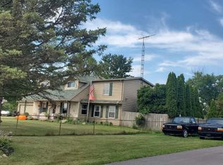 9025 Minx Rd, Temperance, MI 48182