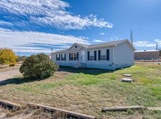 8 Capital Rd, Edgewood, NM 87015