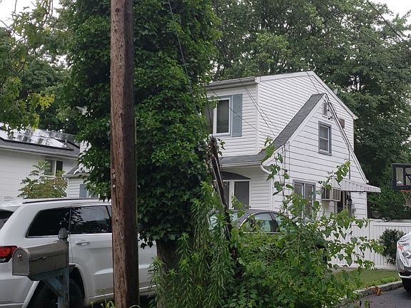 2nd image of 45 1st St