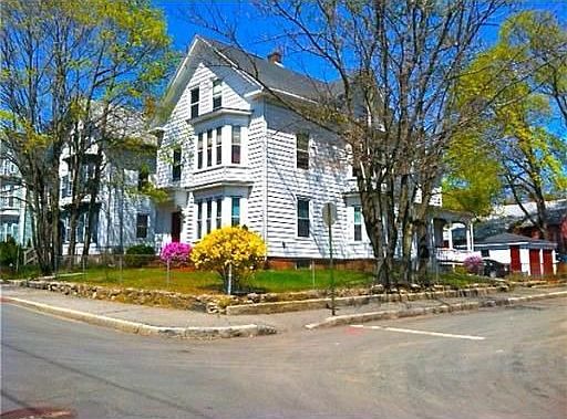 2nd image of 33 Leonard St