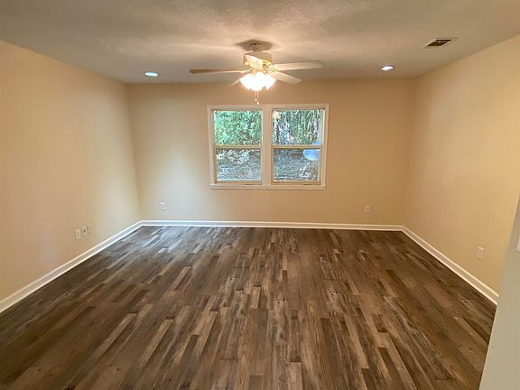 2nd image of 756A Happy Hollow Rd