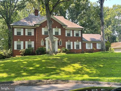7615 Arrowood Rd, Bethesda, MD, 20817