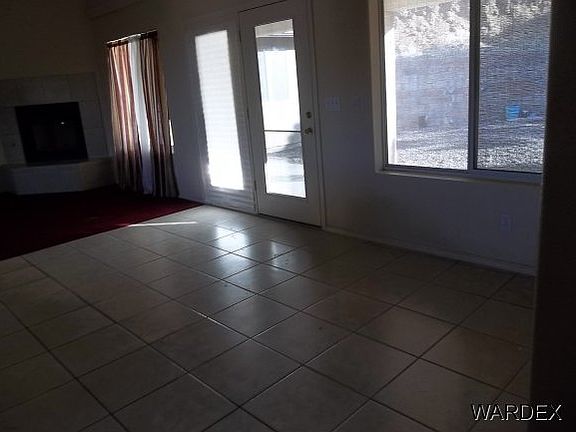 4th image of 2575 S Thunderhead Dr