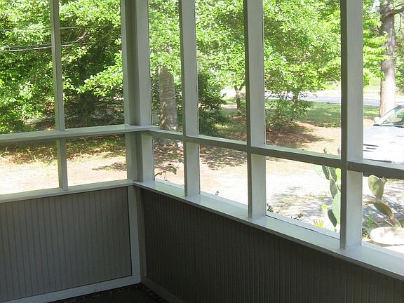 2nd image of 106 Sunnyvale Dr