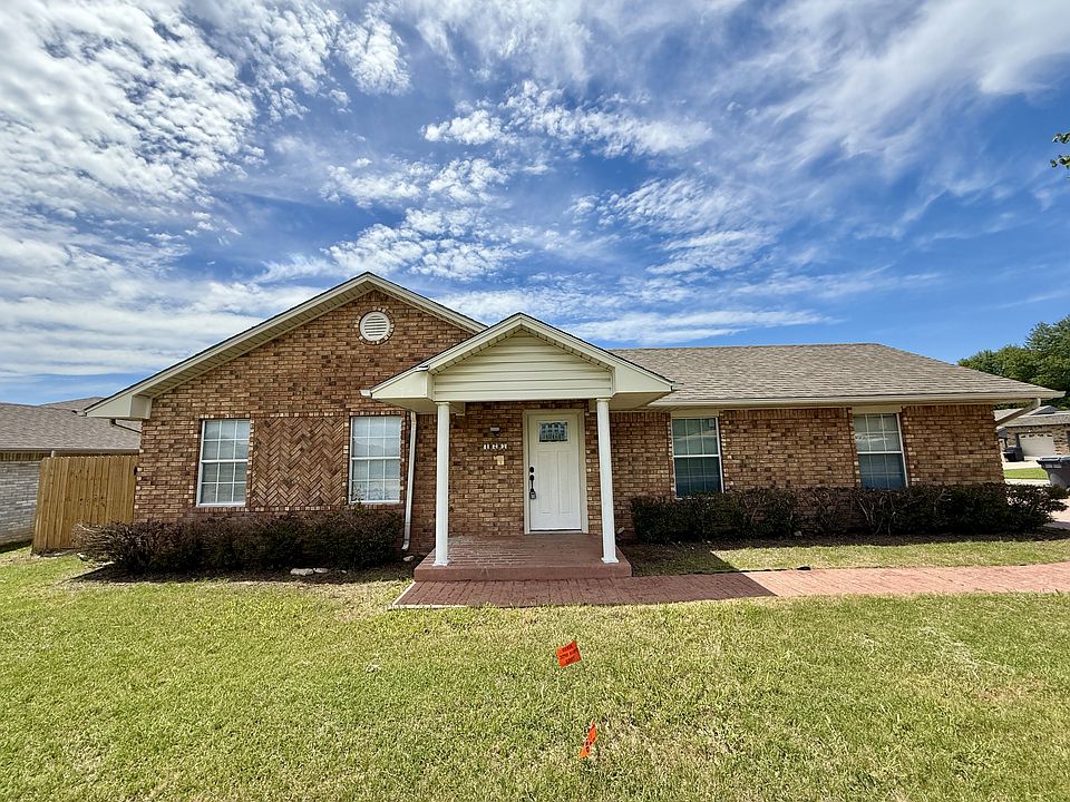 1st image of 427 N Rockford Pl