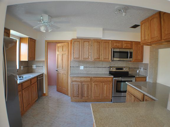 5th image of 1005 Waikiki Dr