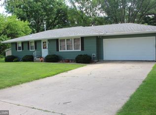 312 Ridge Rd, Le Sueur, MN 56058