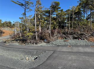 105 Sitka Pl, Ucluelet, BC V0R 3A0