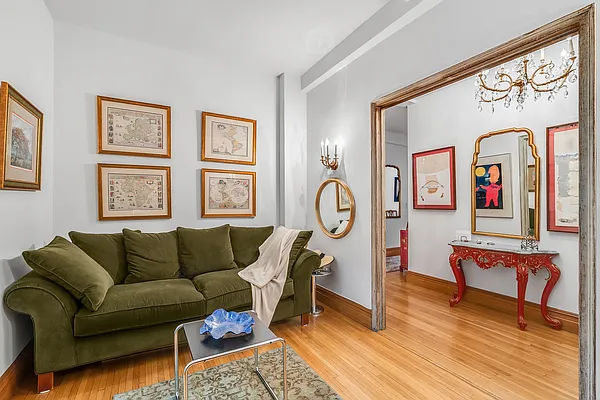 Rented by Compass | media 3