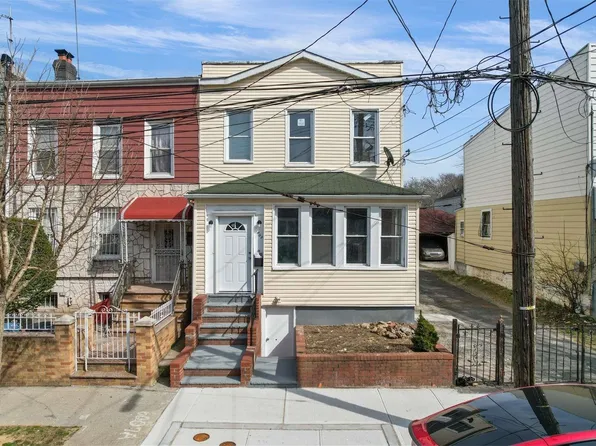 305 E 38th Street, Brooklyn, NY 11203