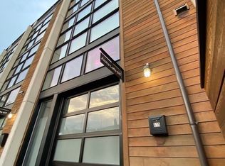 615 Aloha St, Seattle, WA 98109