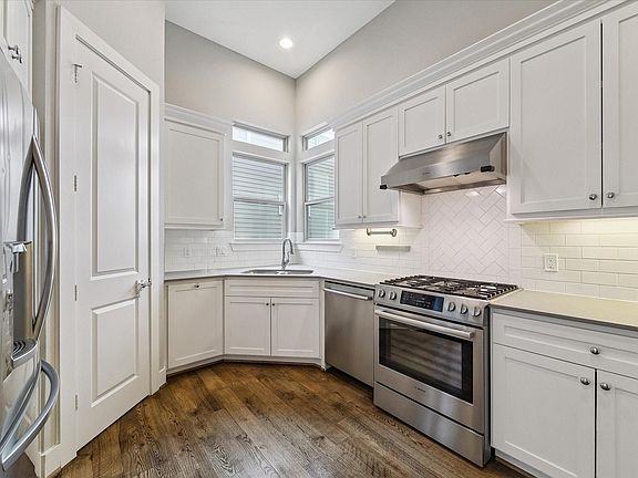 2nd image of 5743 Kiam St Unit F