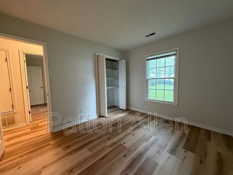 105 Scottlynn Ct — Photo 16
