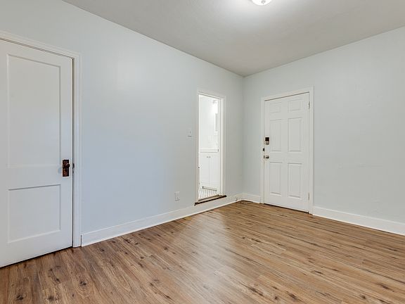 4th image of 525 Washington Ave APT 6