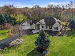 N65W34109 Timberline Rd, Oconomowoc, WI 53066