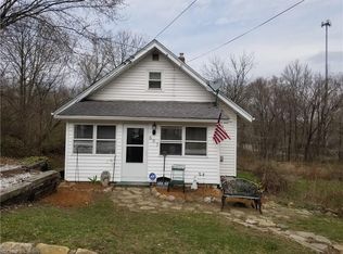 697 Highland Ave, Barberton, OH 44203