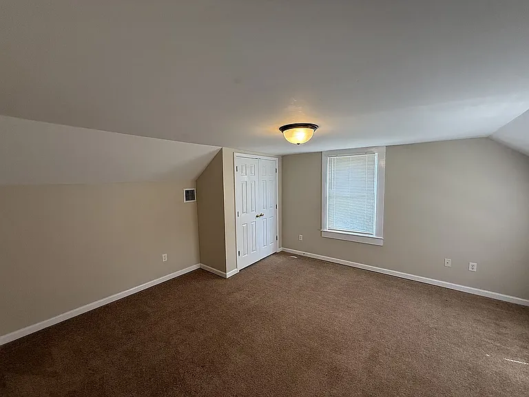 185 Chaffin St — Photo 37