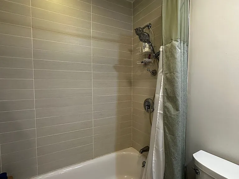 616 Boston Ave #1F — Photo 12