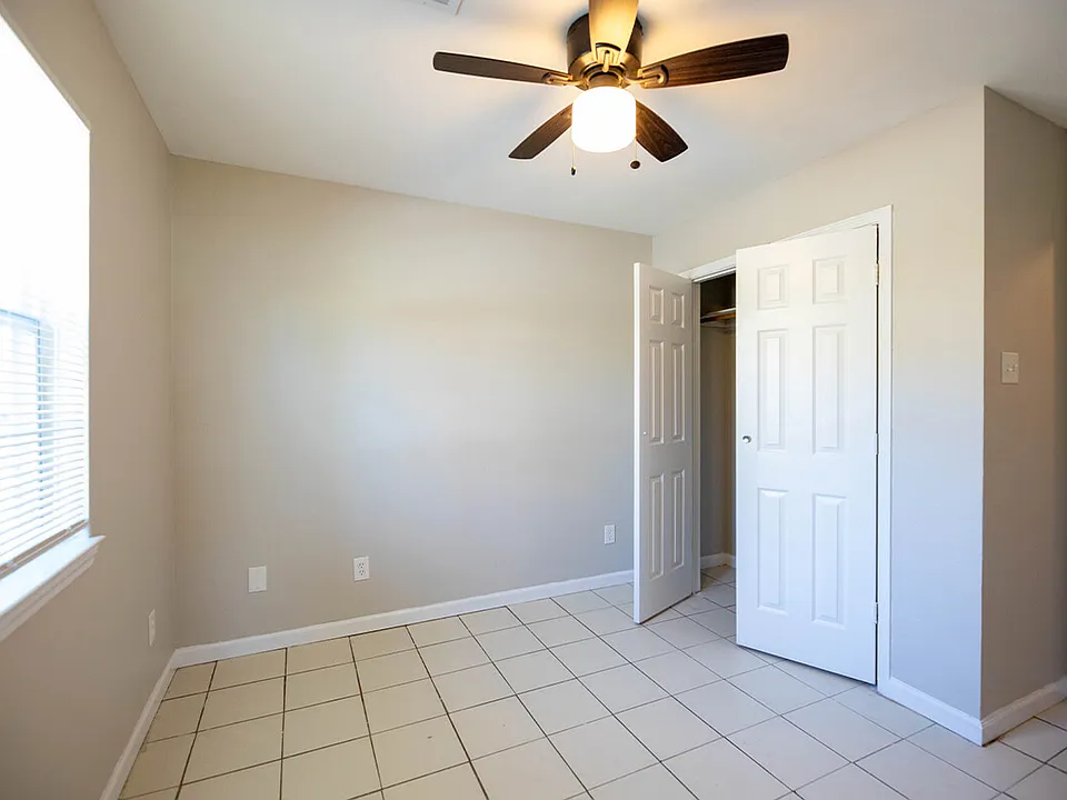 883A-SISTRUNK-bedroom1_01162025