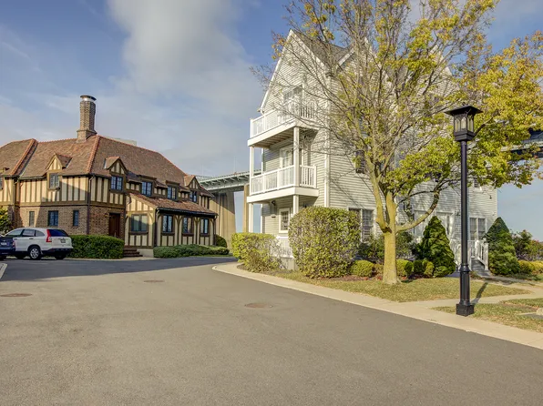 168-03 Powells Cove Boulevard image 47 of 48