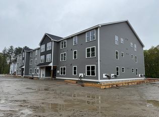 251 Sladen St #303, Dracut, MA 01826