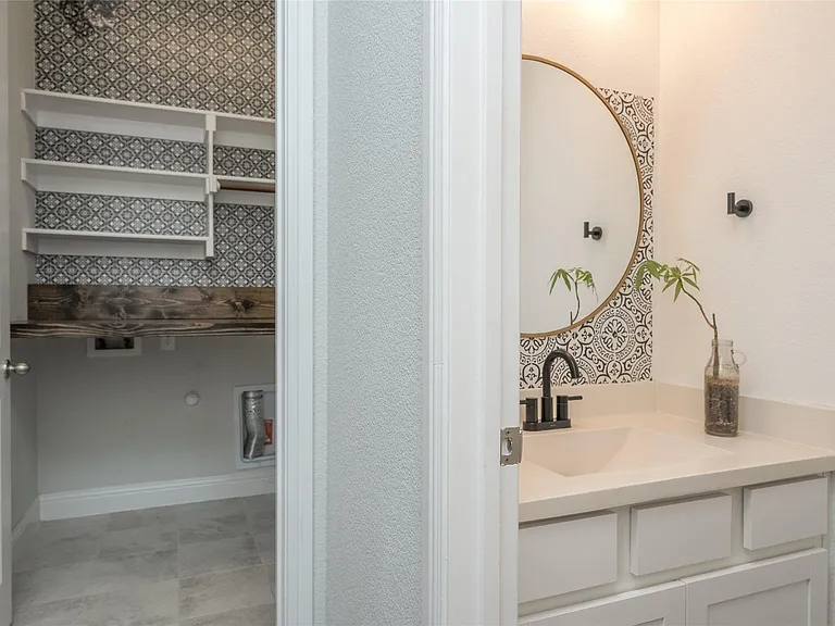 5104 Shallow Pond Dr — Photo 4