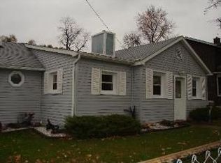 802 Claim St, Aurora, IL 60505