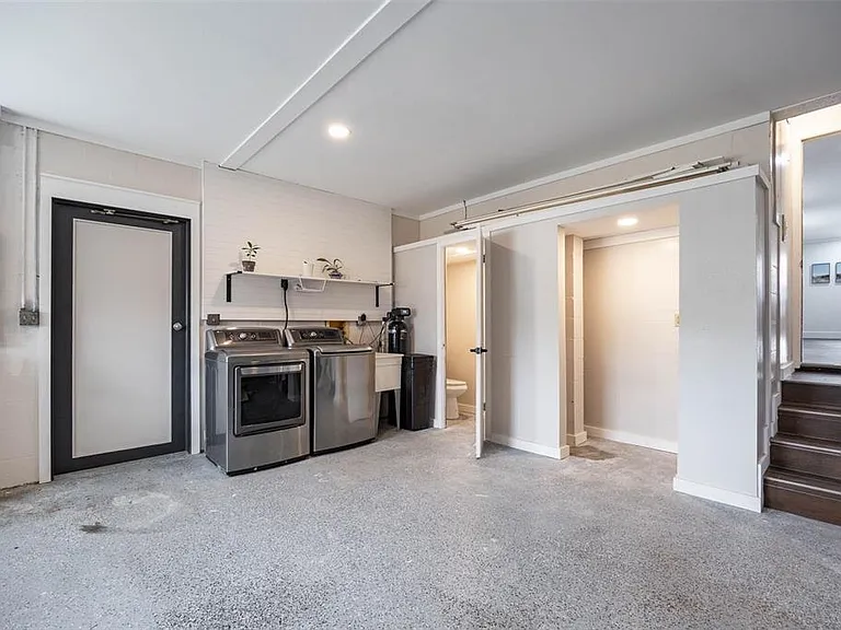 12756 Poinsettia Ave — Photo 32