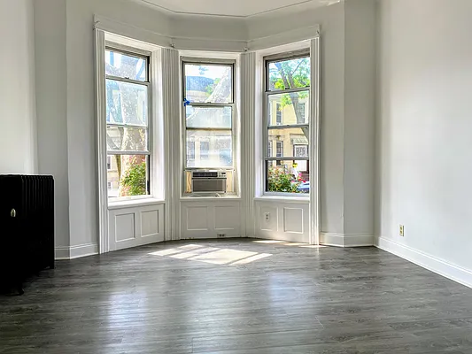 Rented by NextDoor Realty | media 25