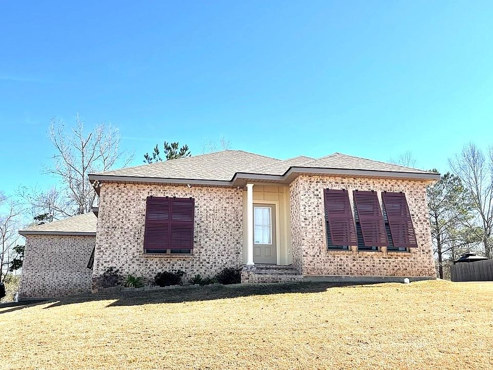 1st image of 101 Iberville Pl
