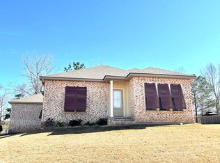 101 Iberville Pl, Carriere, MS 39426