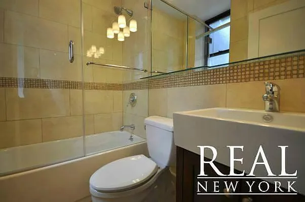 Rented by REAL New York | media 25