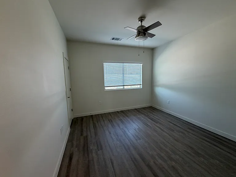 7805 Cooper Ln #606 — Photo 5