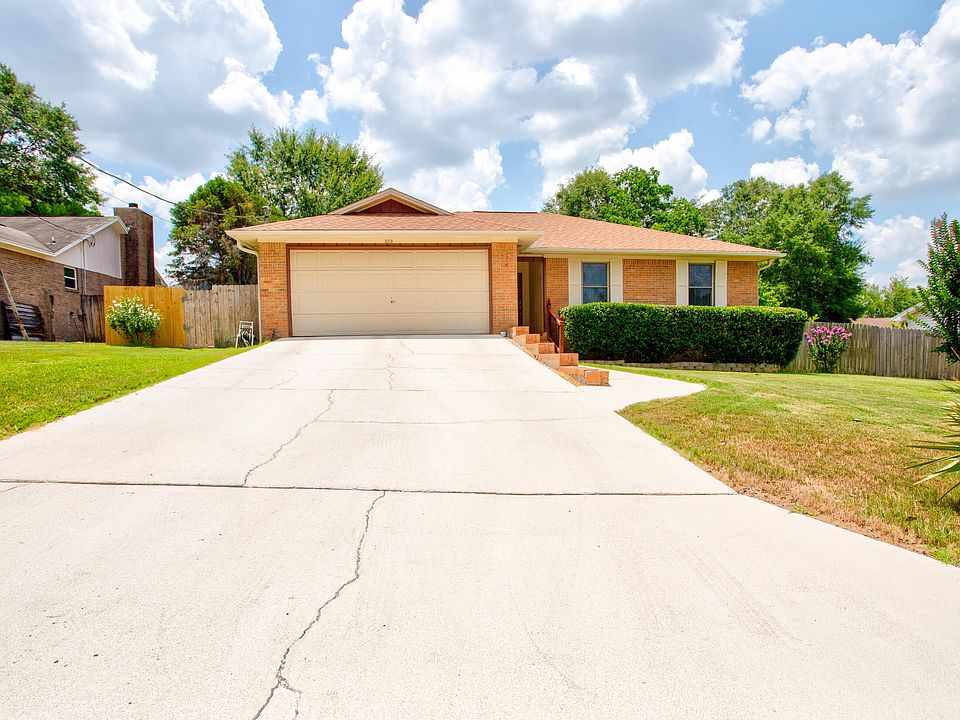1st image of 203 Southview Dr