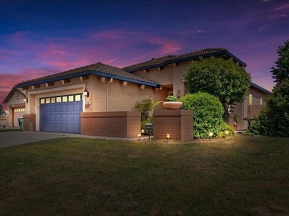 2nd image of 1494 Whitstable Dr