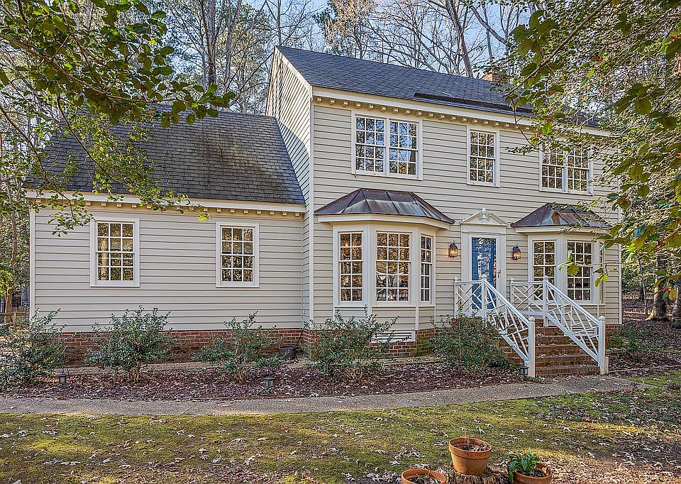 1st image of 9 Tempsford Ln