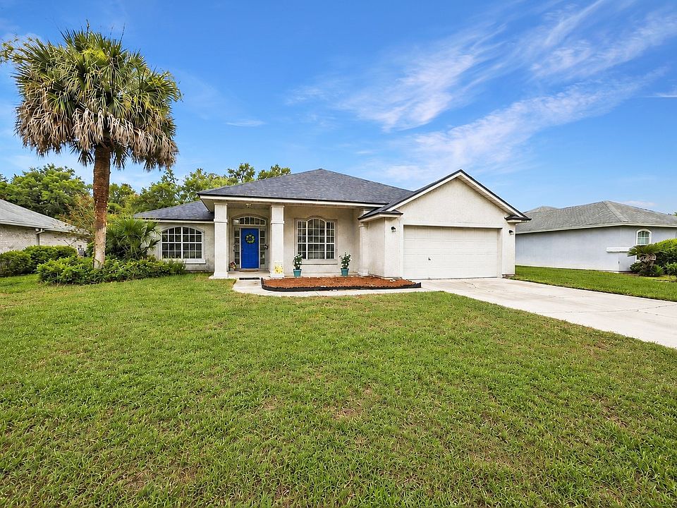 1st image of 23954 Flora Parke Blvd