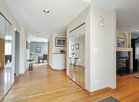 2nd image of 6839 N Lowell Ave