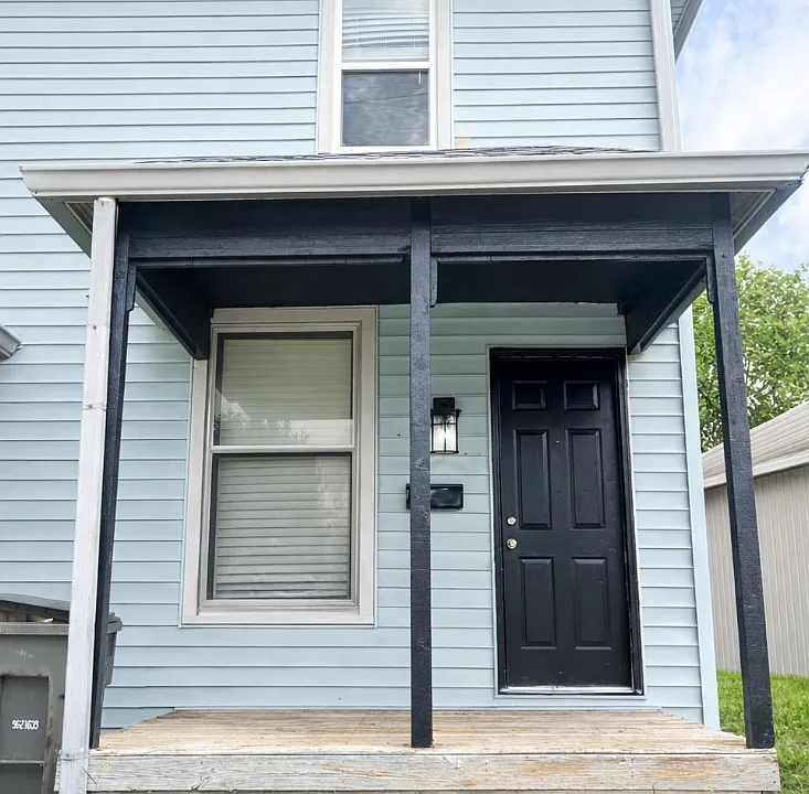 209 Koehne St #209