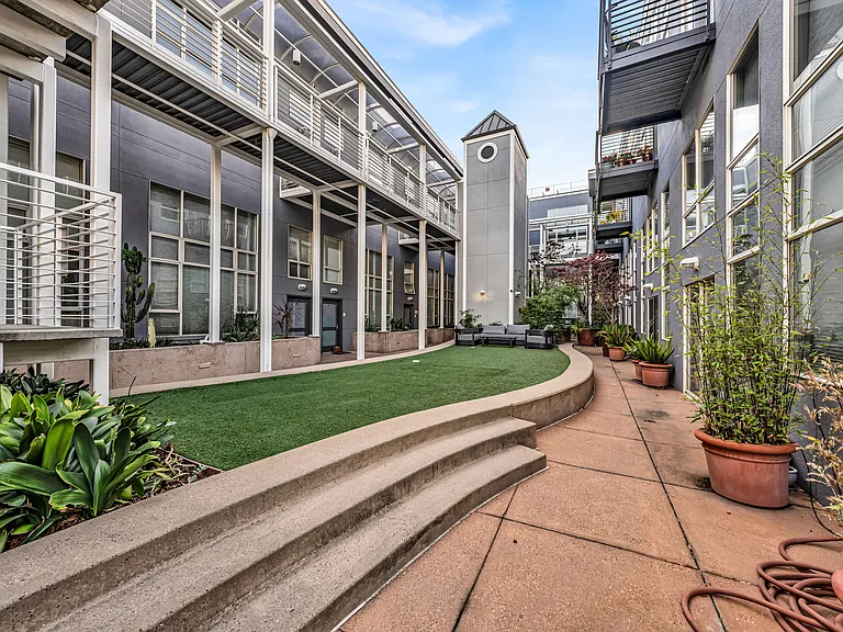 950 Harrison St #212 — Photo 39