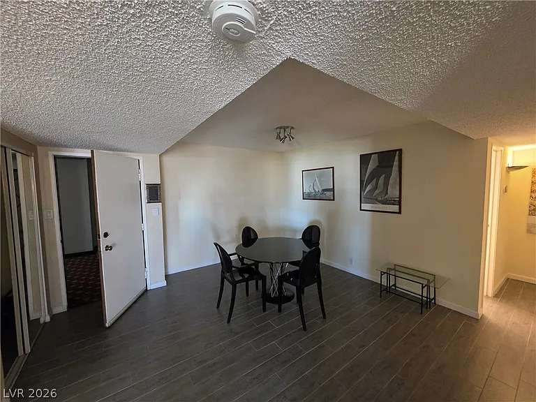 750 S Royal Crest Cir #313 — Photo 26