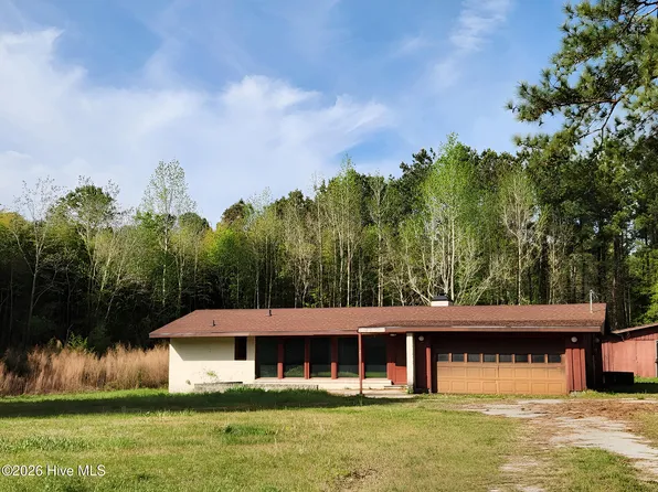 1367 Wintergreen Road, Cove City, NC 28523