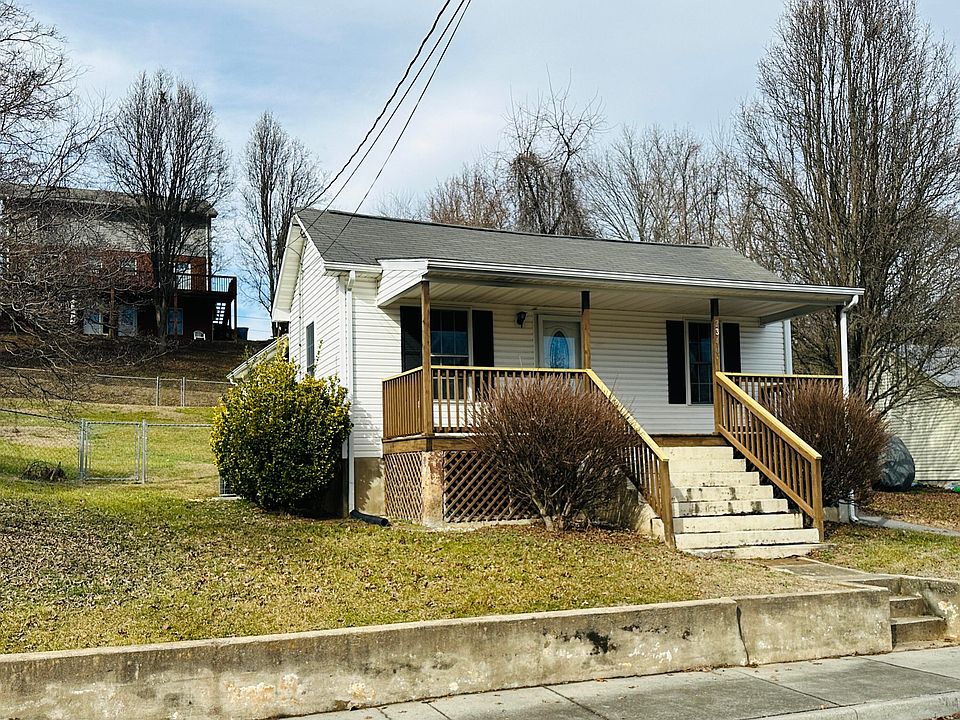 1st image of 2340 King St NE