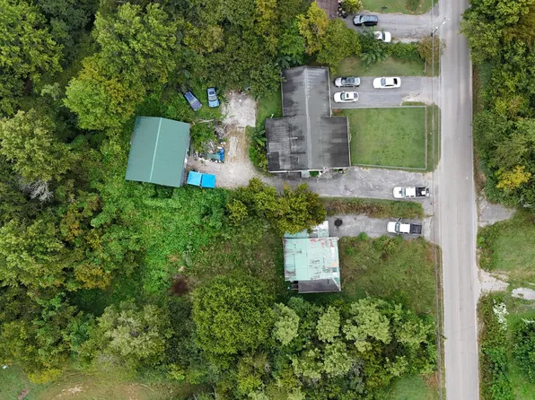 9115 Andersonville Pike, Powell, TN 37849