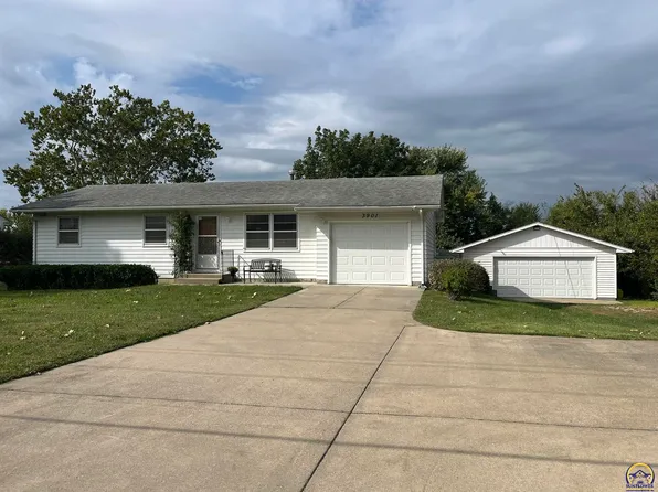 3901 SW Burlingame Rd, Topeka, KS 66609