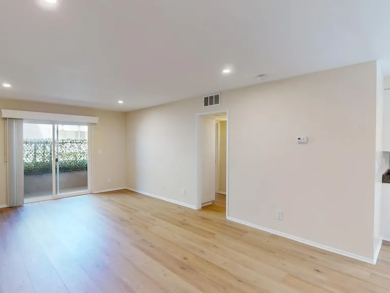 Villa Bonita Apartments — Photo 18