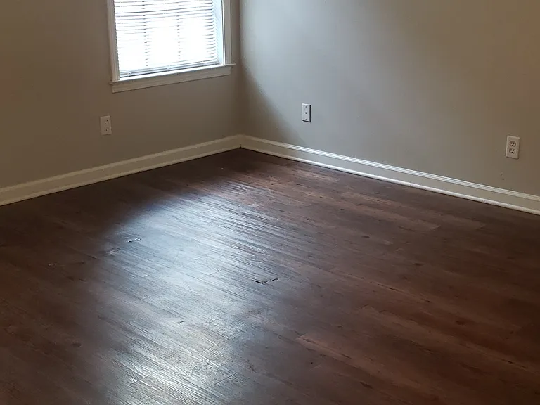 Main bedtroom