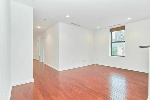 Rented by Living New York | media 8