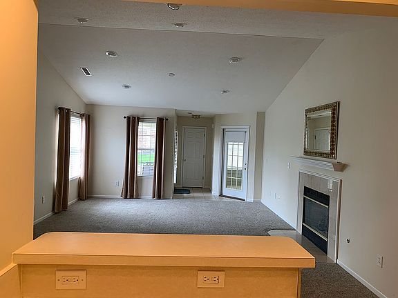 3rd image of 2246 Cove Lndg