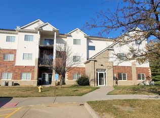 6255 Beechtree Dr UNIT 2205, West Des Moines, IA 50266